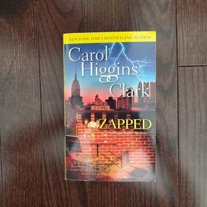 COPY - 💗 4/$20! Carol Higgins Clark Novel / Book
